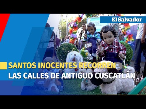 Santos Niños Inocentes recorren  las calles de Antiguo Cuscatlán
