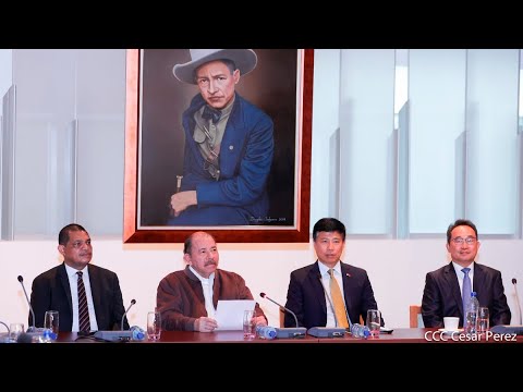 Presidente Daniel Ortega en encuentro con el Presidente para las Américas de PowerChina