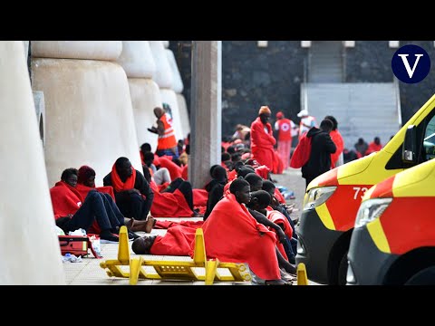 Llega a El Hierro el mayor cayuco desde que se abrió la Ruta Canaria en 1994: 280 personas