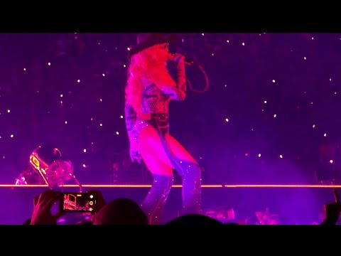 Beyoncé - BODYGUARD - Live from The Cowboy Carter Tour at Metlife Stadium