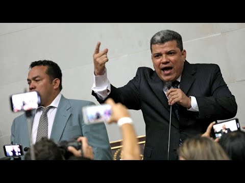 Venezuela : Juan Guaido à la porte, un élu d'opposition s'autoproclame président du Parlement
