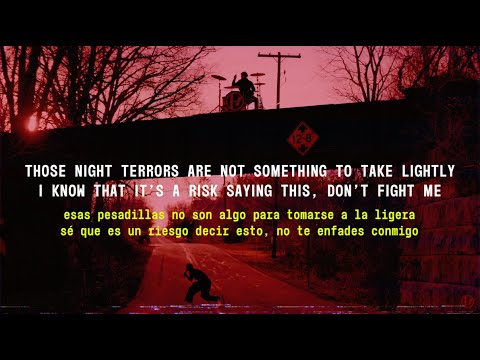 Twenty One Pilots - At The Risk Of Feeling Dumb (Lyrics English + Español)