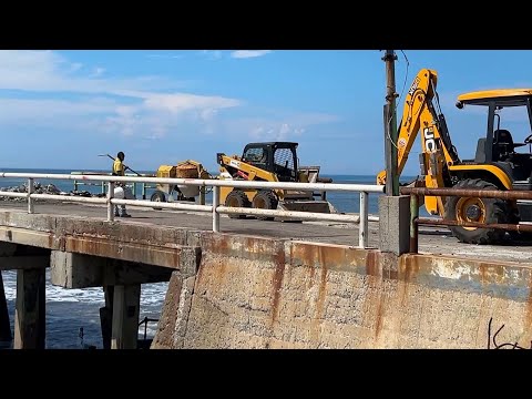 Pescadores artesanales afectados por daños en muelle del Puerto de La Libertad