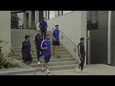 El Oviedo se relaja con un paseo antes del partido ante el Levante