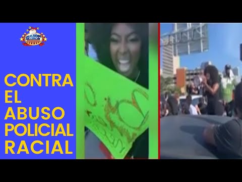 Amara La Negra protestando en Miami contra el abuso policial racial