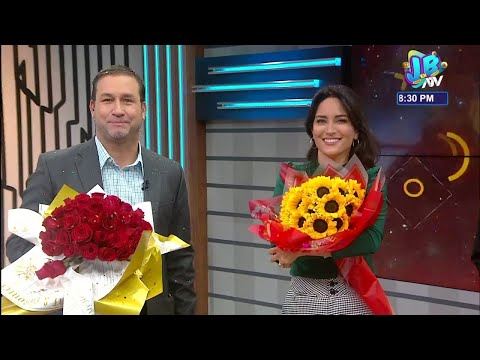 'El patrón' llega a 'ATV Noticias Edición Matinal' con flores amarillas para Mari Calixtro