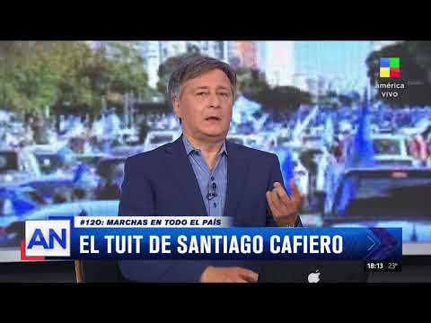 El tuit de Alberto Fernández y Santiago Cafiero
