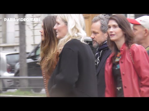 Peter Sarsgaard & his daughter arrival @ Paris Fashion Week 25 january 2025 show Hermès