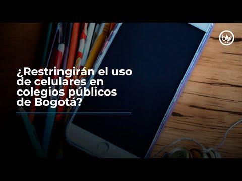 ¿Restringirán el uso de celulares en colegios públicos de Bogotá?