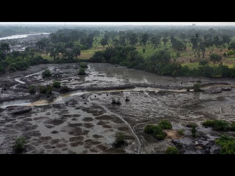 Nigeria : la vie en Ogoniland, pollué par l'exploitation pétrolière • FRANCE 24