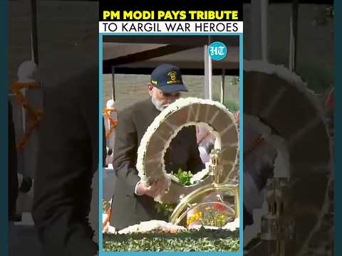 #PM #Modi Pays Tribute To #Kargil #War Heroes