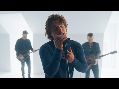 Max McNown - Snowman (Official Performance Video)