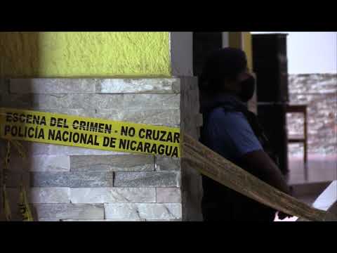 Fieles nicaragüenses rompen cuarentena voluntaria para rezar en templo quemado