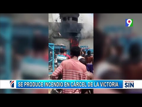 Cárcel la Victoria en llamas y bomberos intentan sofocar situación | Primera Emisión SIN