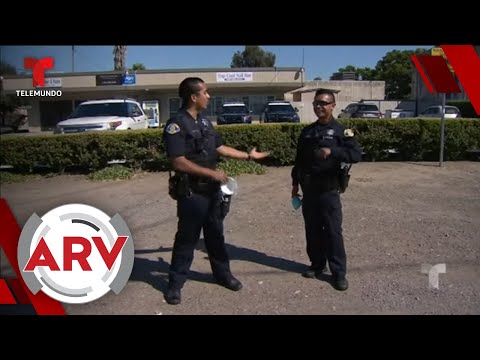 Dos policías salvan la vida de un bebé que dejó de respirar | Al Rojo Vivo | Telemundo
