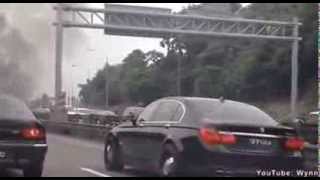 فيديو : احتراق ثلاث سيارات لامبروجيني بحادث واحد قيمتهم مليون دولار