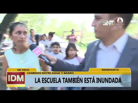 Caminos entre el agua y barro en Remansito