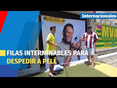 Filas interminables para despedir a Pelé