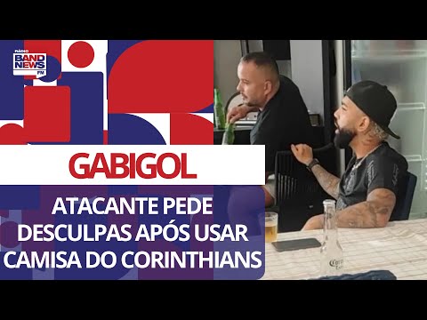 Gabigol, atacante do Flamengo, pede desculpas após usar camisa do Corinthians