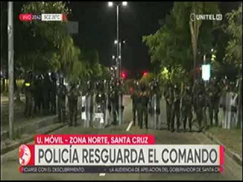 17012023   POLICIA  RESGUARDA EL COMANDO DE POLICIA EN SANTA CRUZ   UNITEL