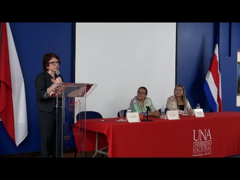 Homenaje a exdecanas de la UNA por su destacada trayectoria en el CIDE