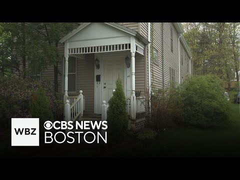 FBI searches Stoneham home tied to convicted sex offender