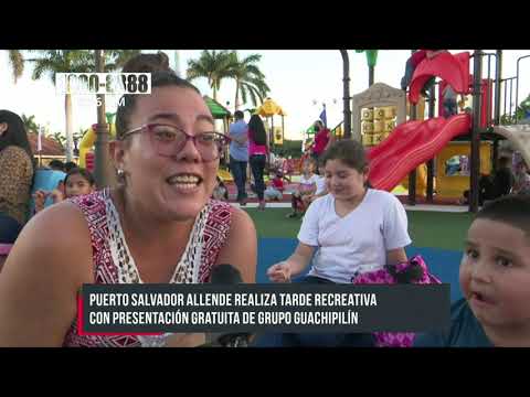 Niñez disfruta show de títeres en el Puerto Salvador Allende - Nicaragua