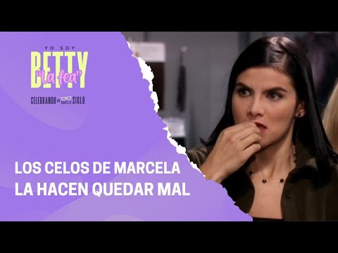 Marcela queda en vergüenza delante de Adriana | Yo soy Betty la fea