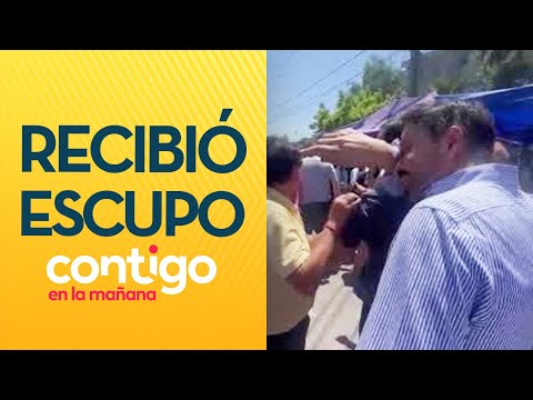 VIDEO CAPTÓ MOMENTO: Rodolfo Carter recibió escupo en feria de Rancagua - Contigo en la Mañana