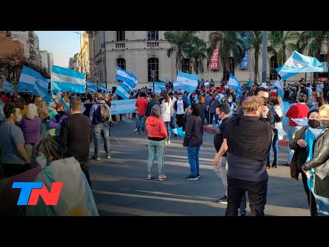 #13S Banderazo contra el Gobierno en distintos puntos del país: Córdoba se sumó a la protesta