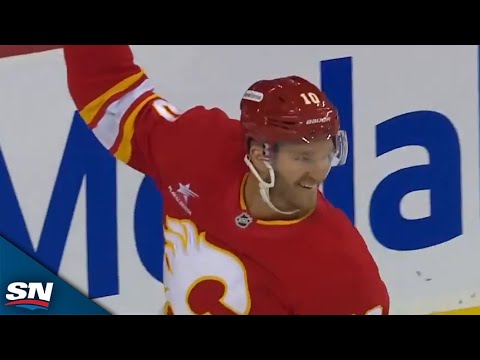 Flames Jonathan Huberdeau Uses Shoulder To Redirect Puck Past Ivan Fedotov