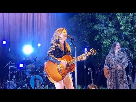 Maren Morris "Circles Around This Town" Live from New Braunfels Texas