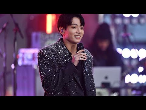 Jung Kook Takes Over Times Square With Surprise ‘Golden’ PerformanceThe megastar performed songs