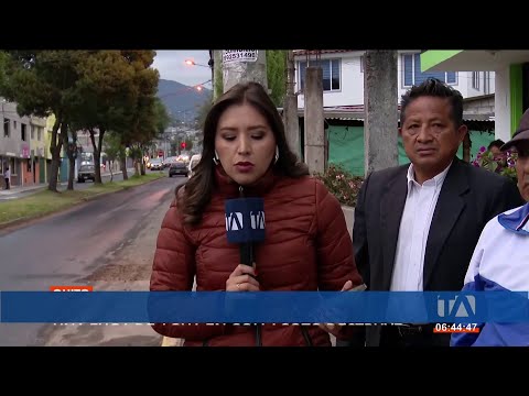 Una fuga de agua preocupa a los moradores de Collacoto, en Quito