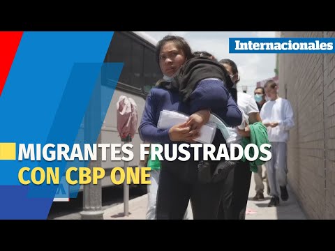 Migrantes frustrados con CBP One buscan acceso físico a oficial de migración