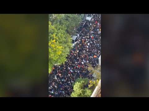 Manifestantes se dirigen hacia plaza de mayo y colapsa el centro porteño