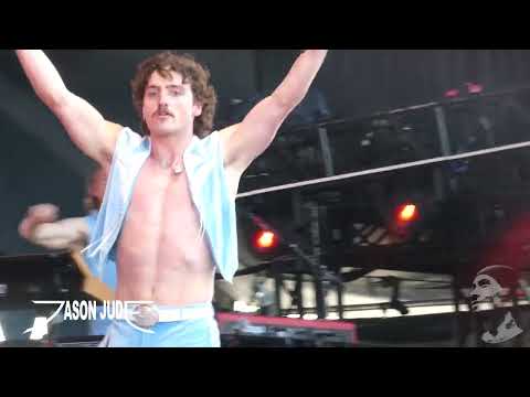 Benson Boone - Forever And A Day [HD] LIVE San Antonio 4/4/2025