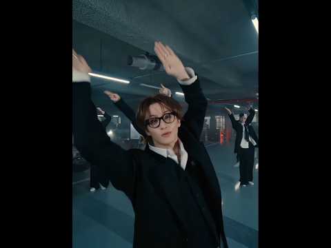 WALK~🕺🏻🤓nct127markheechannc