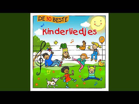 Mijn oma voert haar kippen op een motor