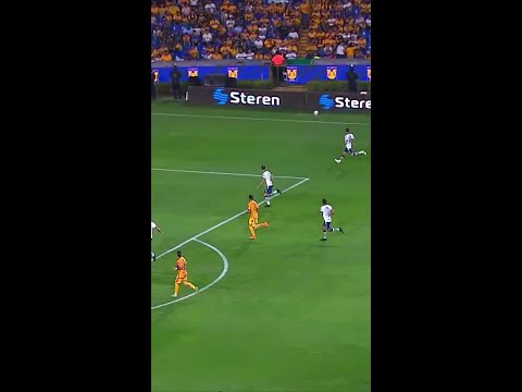 ¡Vaya ATAJADÓN! Jesús Rodríguez SE LUCE e impide  el gol de Tigres