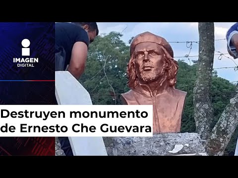 Ordenan derribar una estatua del 'Che' Guevara en El Salvador