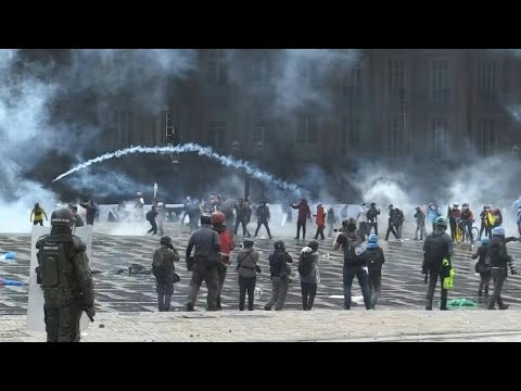 Les heurts se poursuivent à Bogota au 8e jour des manifestations en Colombie | AFP Images