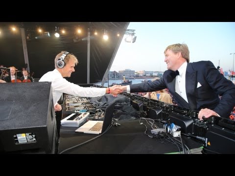 Armin van Buuren & The Royal Concertgebouw Orchestra perform for new Dutch king Willem-Alexander