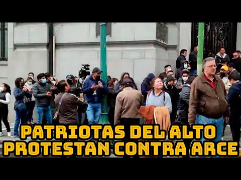 AUTOCONVOCADOS DE LA CIUDAD DEL ALTO PROTESTAS CERCA INSTACIONES DE LA VICEPRESIDENCIA CENTRO PACEÑO