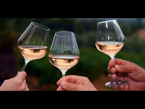 Météo capricieuse, inflation... La consommation de rosé, vin star de l'été, s'effrite en France