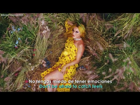 Calvin Harris - Feels ft. Pharrell Williams, Katy Perry, Big Sean // Lyrics + Español // Video