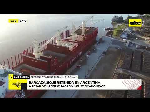 Barcaza sigue retenida en Argentina