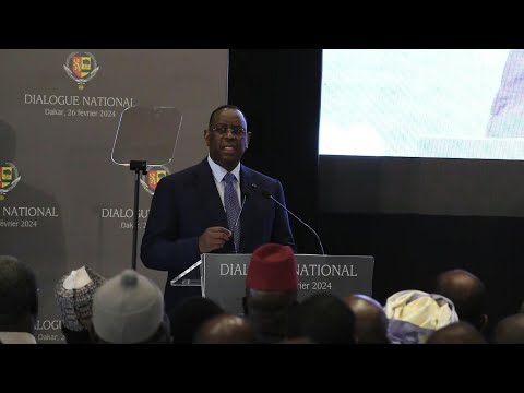 Sénégal: le président Sall annonce un projet de loi d'amnistie générale | AFP Extrait