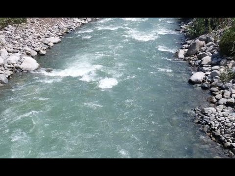 Río Rímac sorprende con aguas turquesas y deja en shock a transeúntes