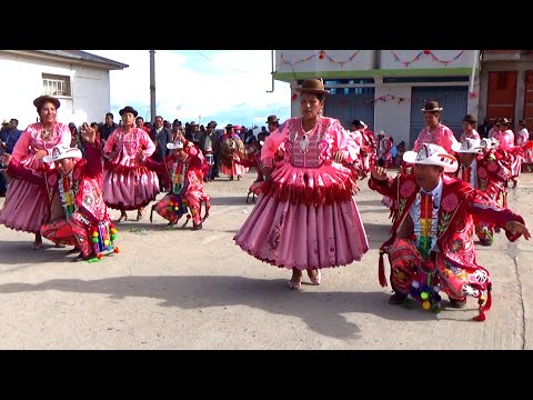 Fabulosa Banda SÚPER EXPLOSIÓN y CHUTAS CHOLEROS de Distrito  Tinicachi 2022, Yunguyo Puno - Perú